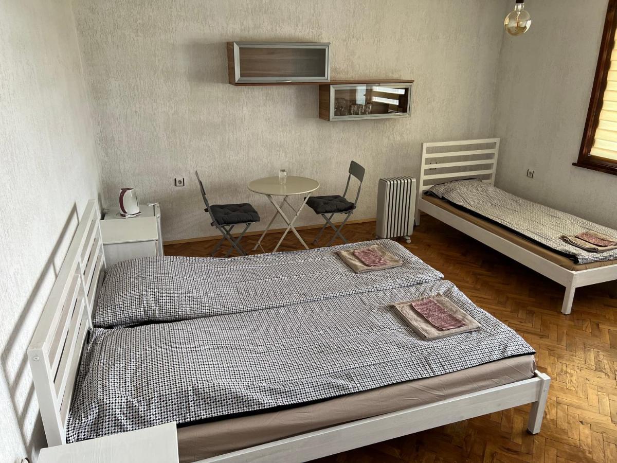White Guest House 2 Karlovo Ngoại thất bức ảnh
