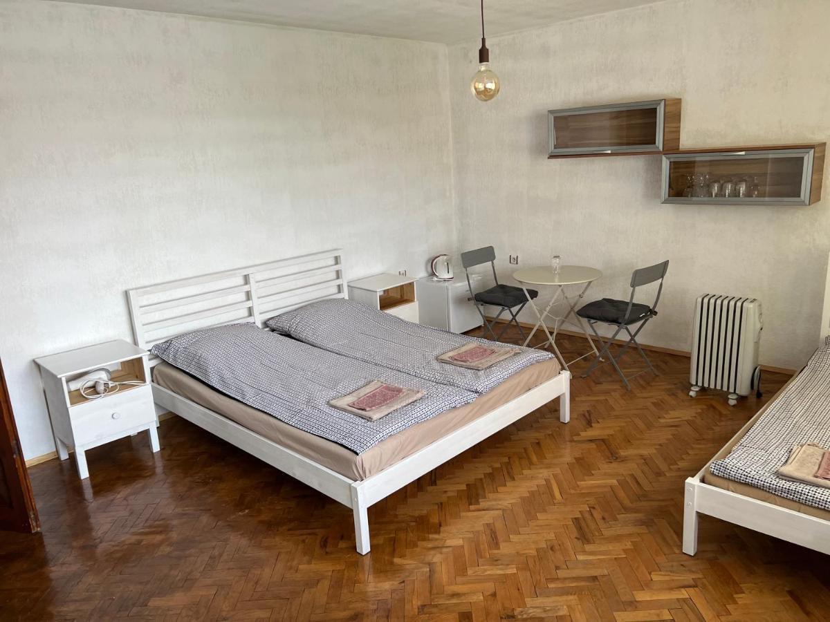 White Guest House 2 Karlovo Ngoại thất bức ảnh