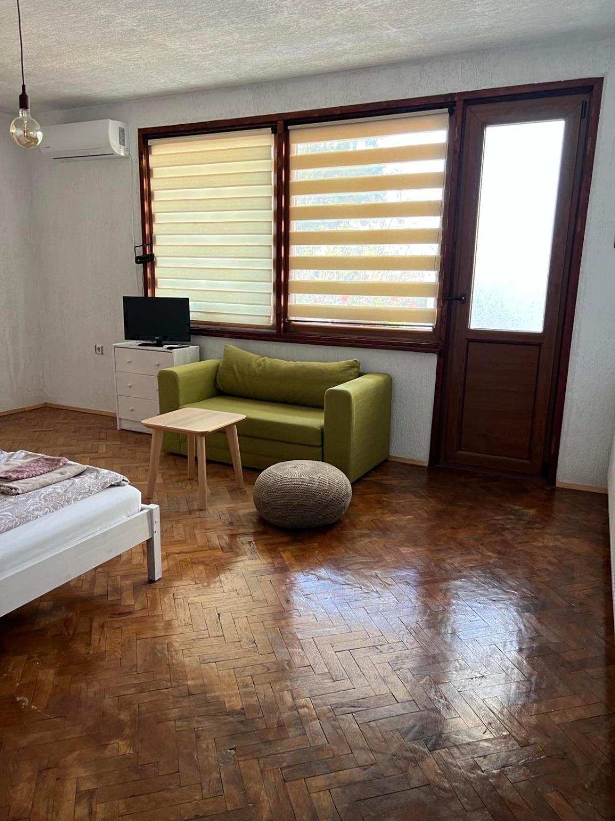 White Guest House 2 Karlovo Ngoại thất bức ảnh