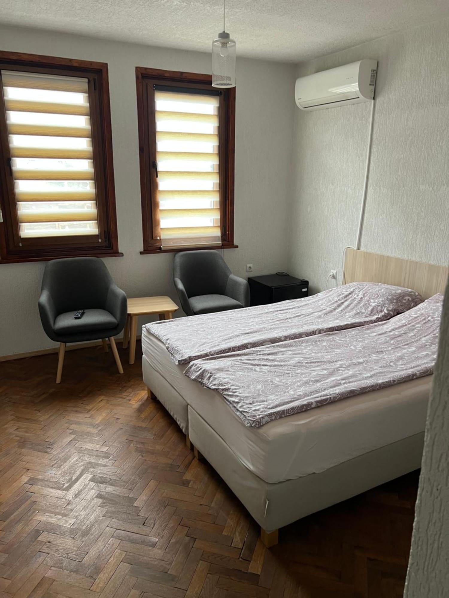 White Guest House 2 Karlovo Ngoại thất bức ảnh