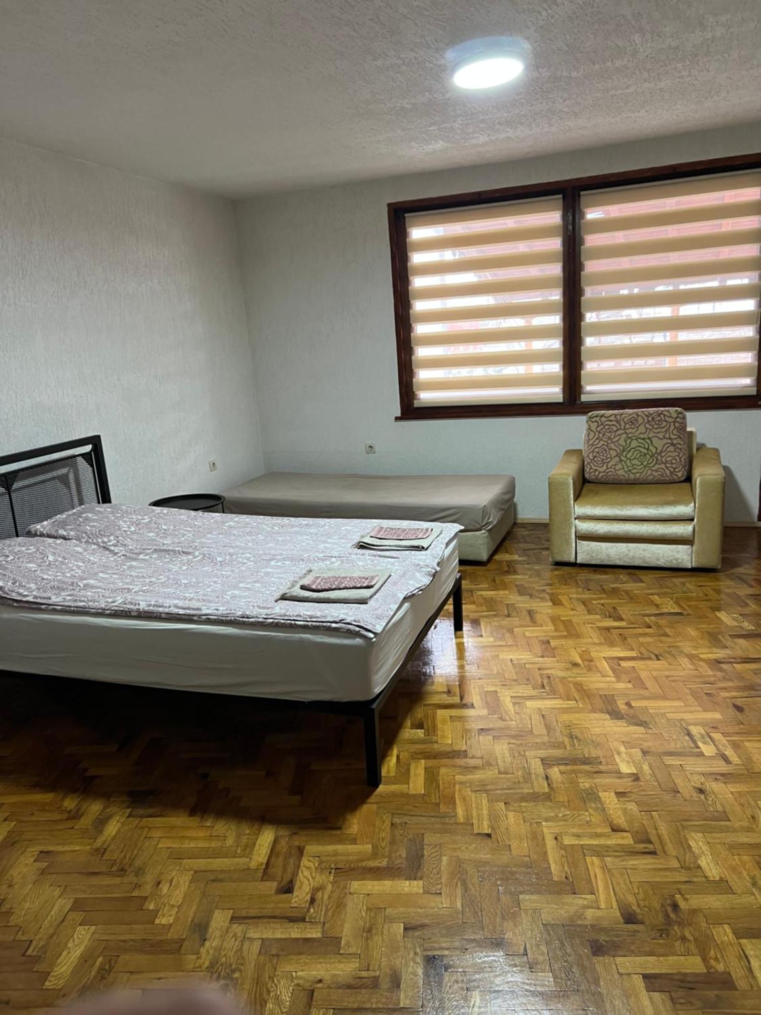 White Guest House 2 Karlovo Ngoại thất bức ảnh